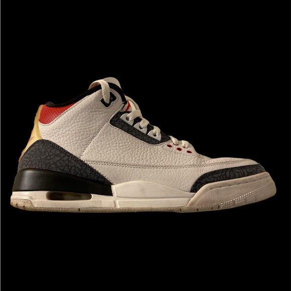 Air Jordan 3 Retro SE - Size 9.5 - White/Fire Red Denim - Picture 3 of 7